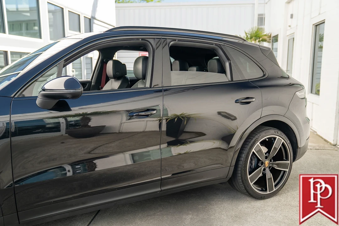2022 Porsche 9Y0/9Y3 Cayenne - Image 4 of 21