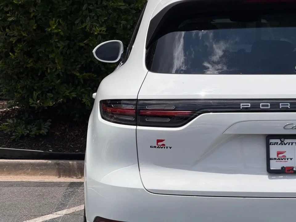 2022 Porsche 9Y0/9Y3 Cayenne - Image 16 of 31