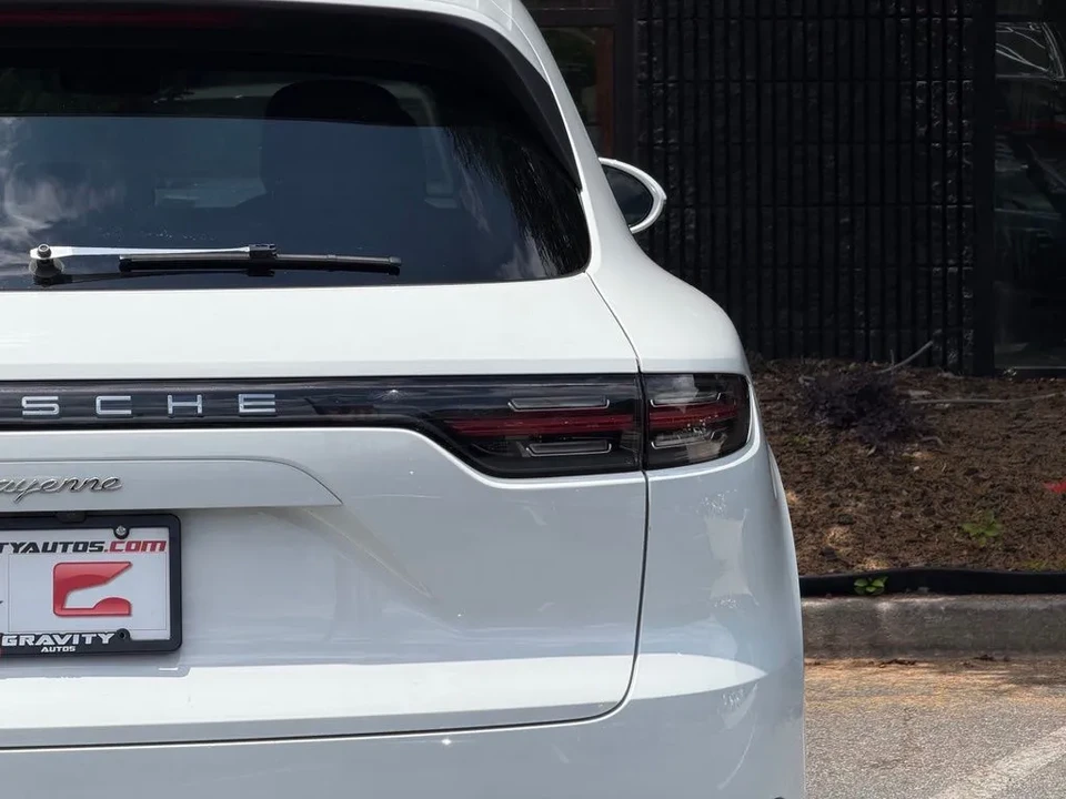 2022 Porsche 9Y0/9Y3 Cayenne - Image 17 of 31