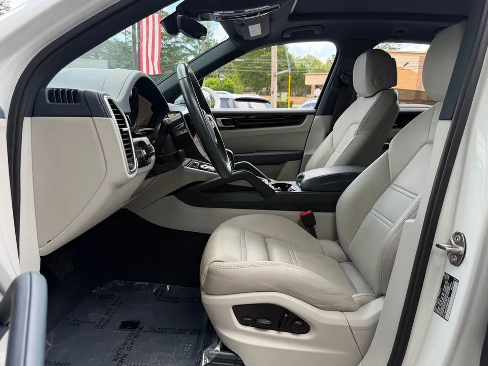 2022 Porsche 9Y0/9Y3 Cayenne - Image 26 of 31