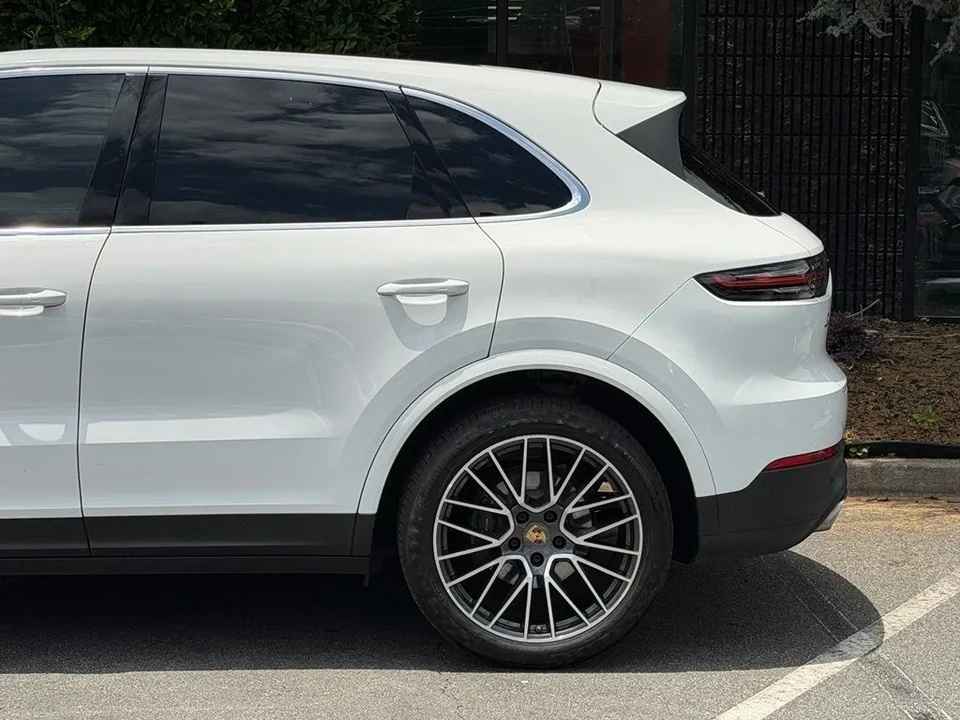 2022 Porsche 9Y0/9Y3 Cayenne - Image 12 of 31