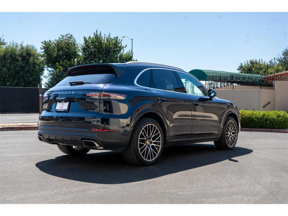 2022 Porsche 9Y0/9Y3 Cayenne - Image 9 of 31