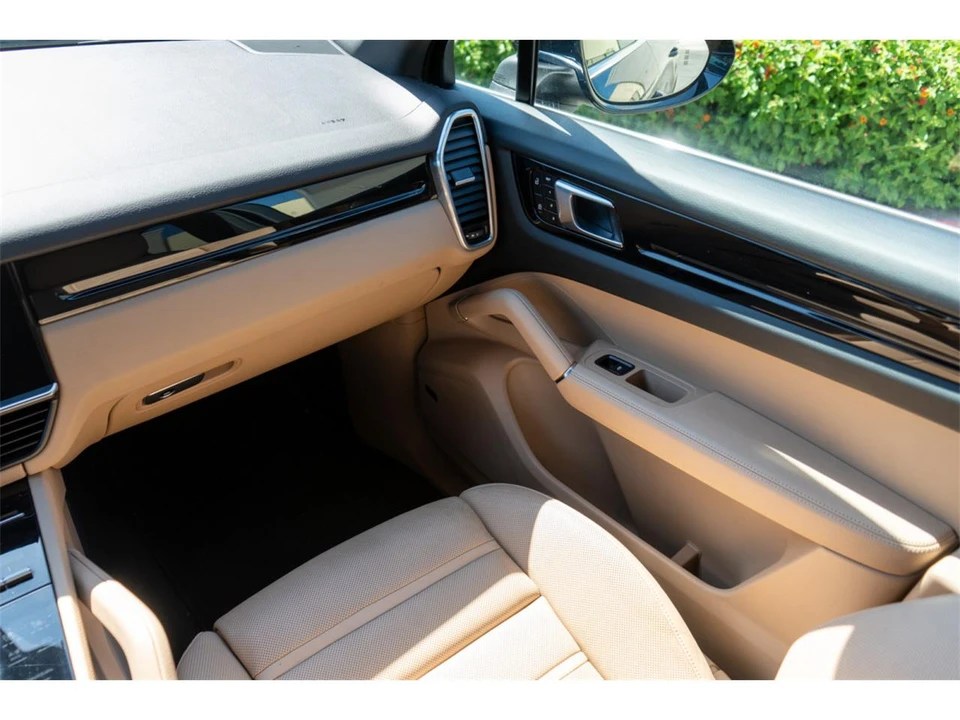 2022 Porsche 9Y0/9Y3 Cayenne - Image 18 of 31