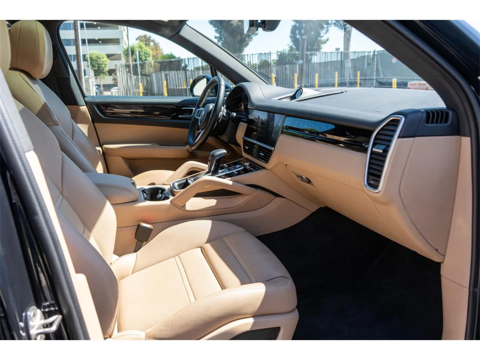 2022 Porsche 9Y0/9Y3 Cayenne - Image 27 of 31