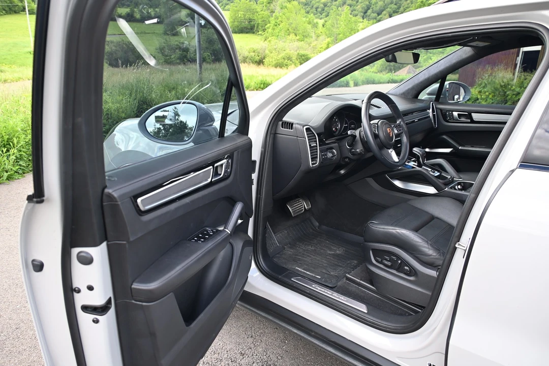 2022 Porsche 9Y0/9Y3 Cayenne - Image 8 of 31