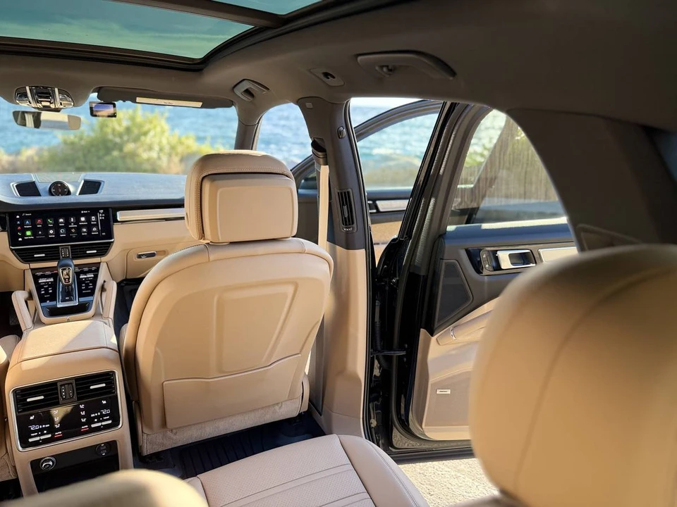 2022 Porsche 9Y0/9Y3 Cayenne - Image 18 of 24