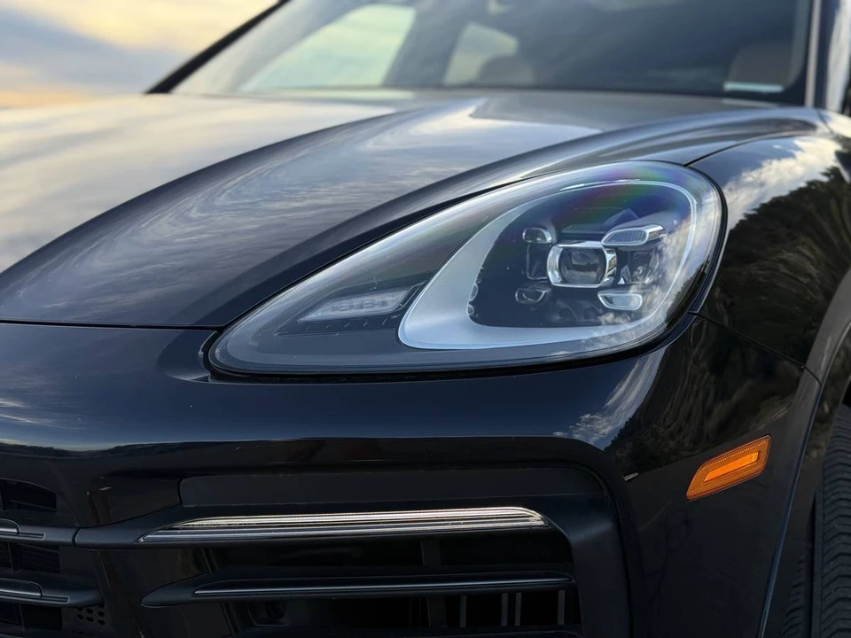 2022 Porsche 9Y0/9Y3 Cayenne - Image 2 of 24