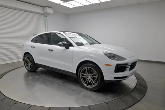 2022 Porsche Cayenne S