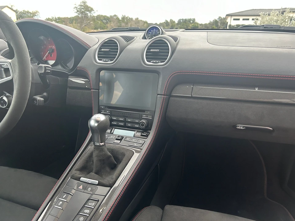 2022 Porsche 718 Cayman GTS 4.0 - Image 17 of 25