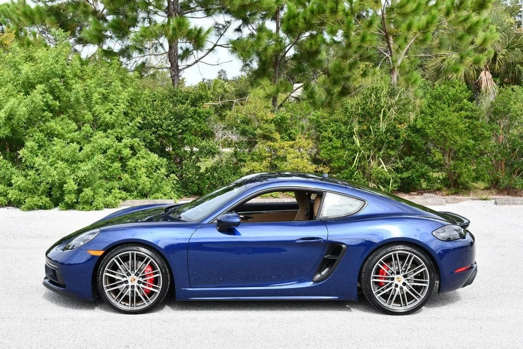 2022 Porsche 718 Cayman GTS 4.0 - Image 26 of 31