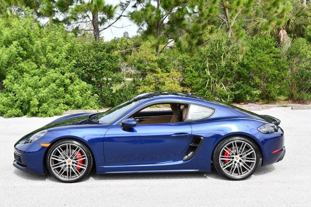 2022 Porsche 718 Cayman GTS 4.0 - Image 23 of 31