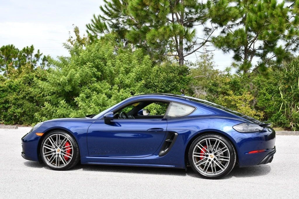 2022 Porsche 718 Cayman GTS 4.0 - Image 27 of 31