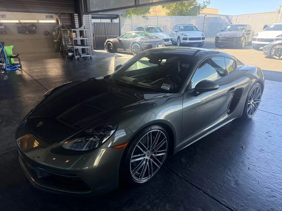 2022 Porsche 718 Cayman GTS 4.0 - Image 4 of 6