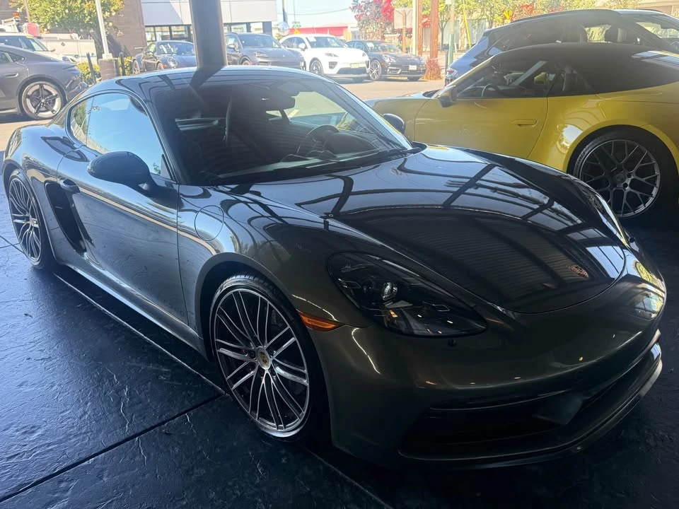 2022 Porsche 718 Cayman GTS 4.0 - Image 3 of 6