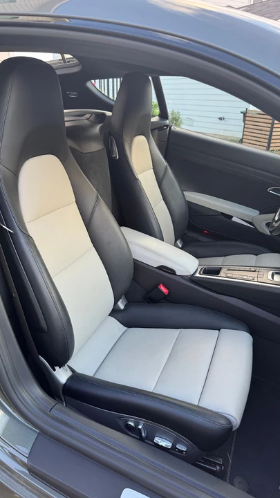 2022 Porsche 718 Cayman S - Image 10 of 21