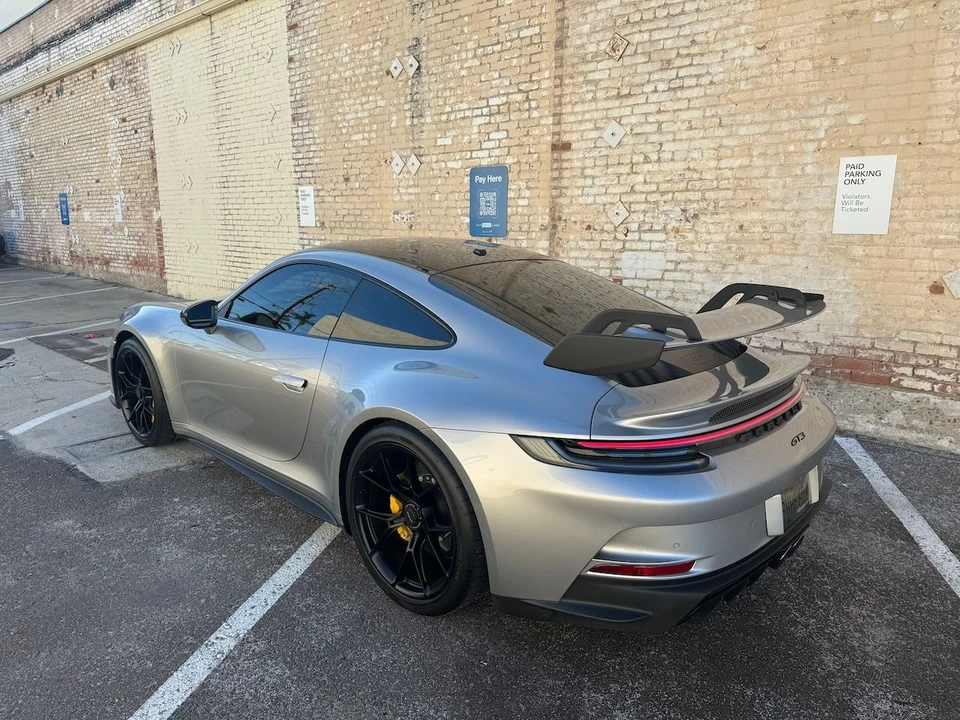 2022 Porsche 992 GT3 - Image 20 of 21