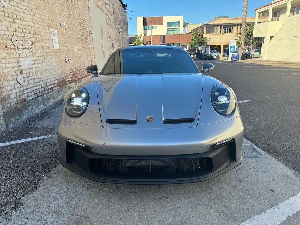 2022 Porsche 992 GT3 - Image 16 of 21