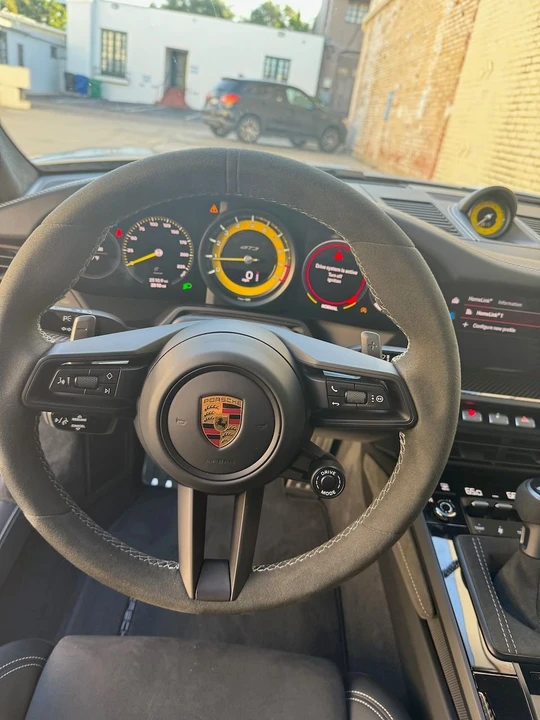 2022 Porsche 992 GT3 - Image 11 of 21
