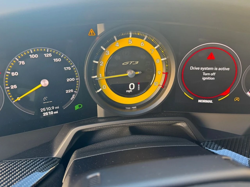 2022 Porsche 992 GT3 - Image 10 of 21