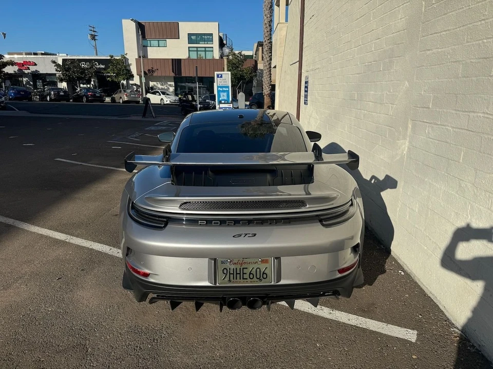 2022 Porsche 992 GT3 - Image 3 of 21