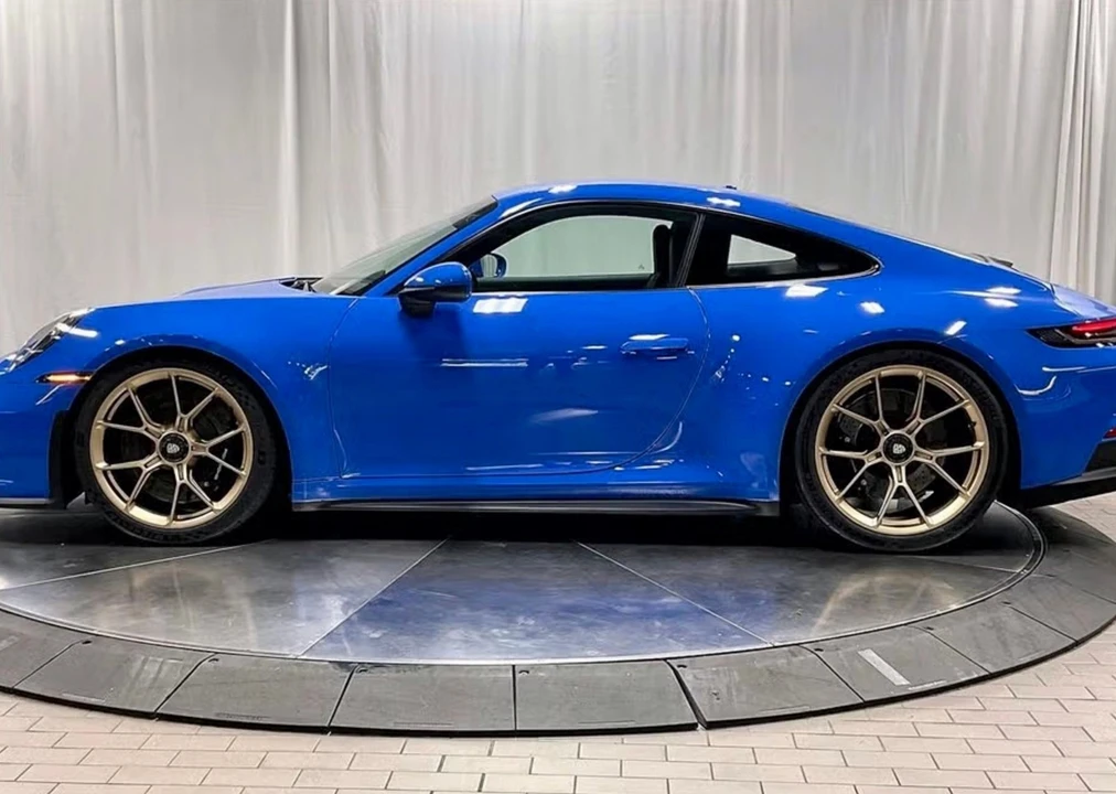 2022 Porsche 992 GT3 Touring - Image 1 of 26