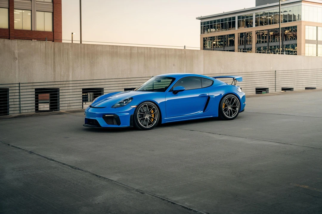 2022 Porsche 718 Cayman GT4 - Image 2 of 15