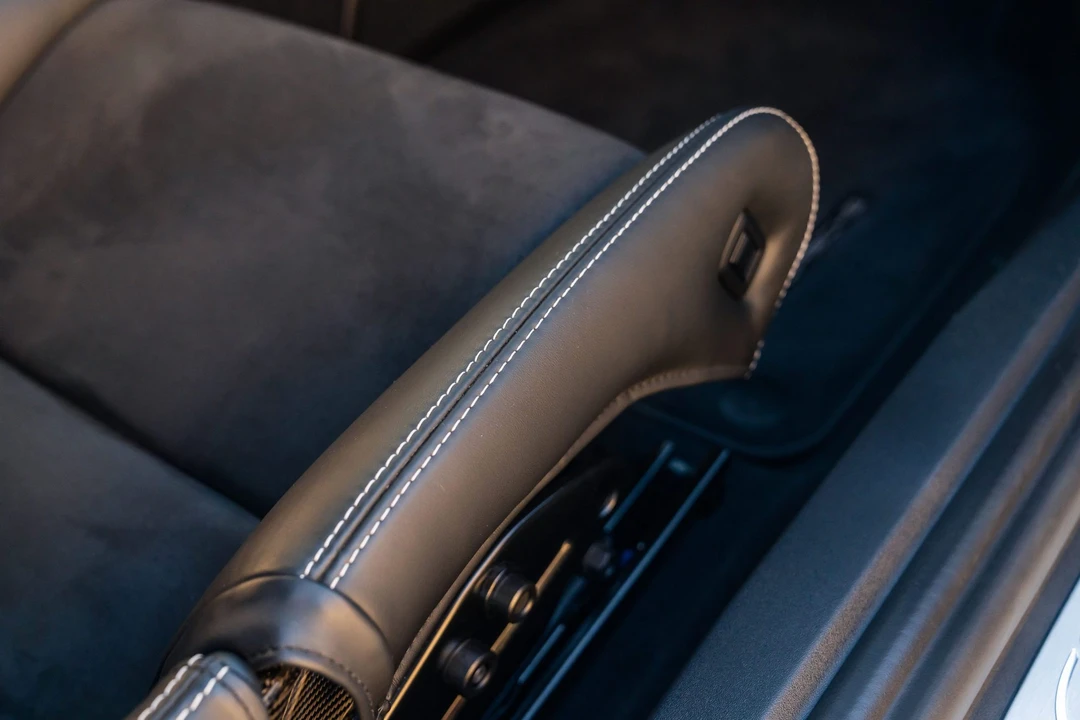 2022 Porsche 718 Cayman GT4 - Image 7 of 15