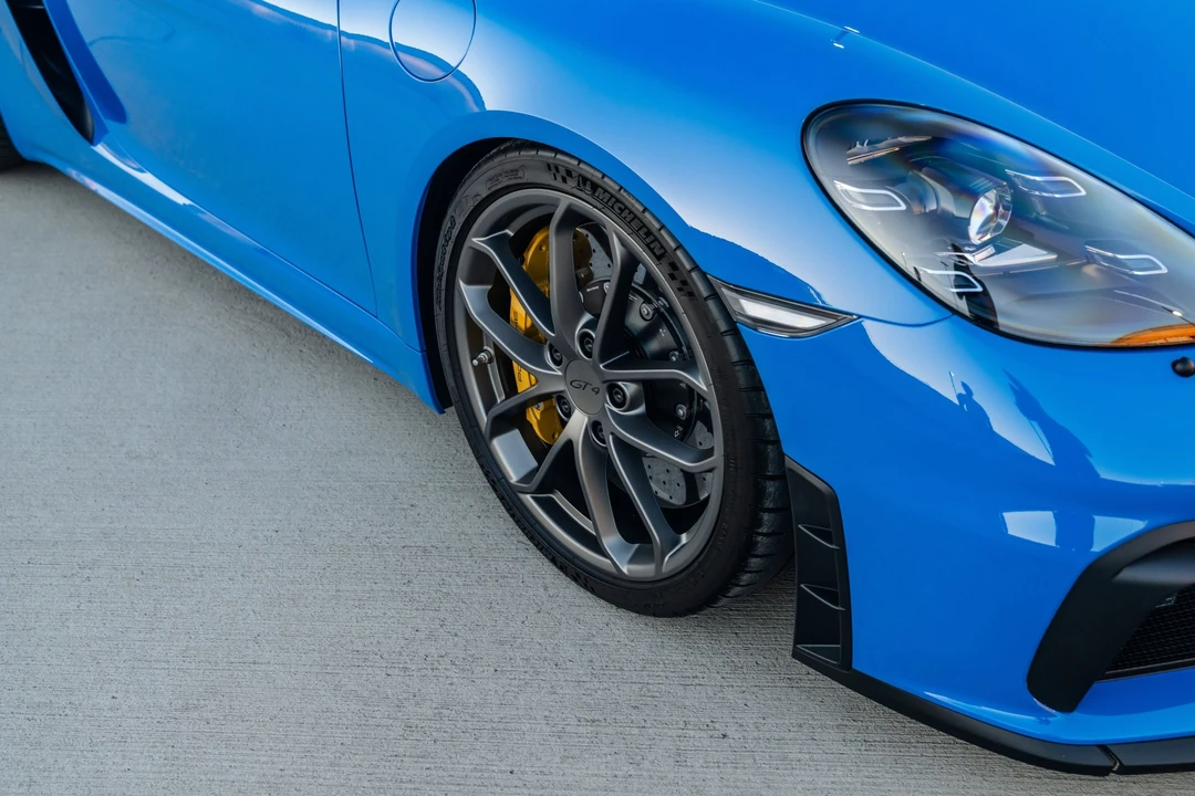 2022 Porsche 718 Cayman GT4 - Image 8 of 15