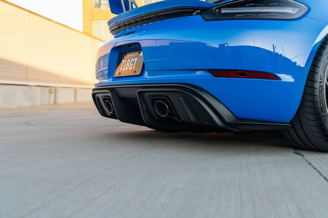 2022 Porsche 718 Cayman GT4 - Image 11 of 15