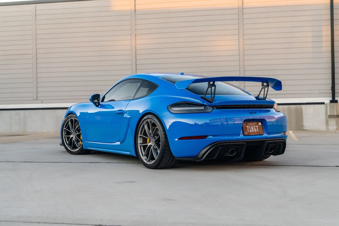 2022 Porsche 718 Cayman GT4 - Image 13 of 15