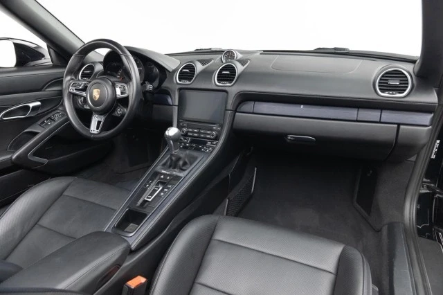 2022 Porsche 718 Boxster GTS 4.0 - Image 2 of 4