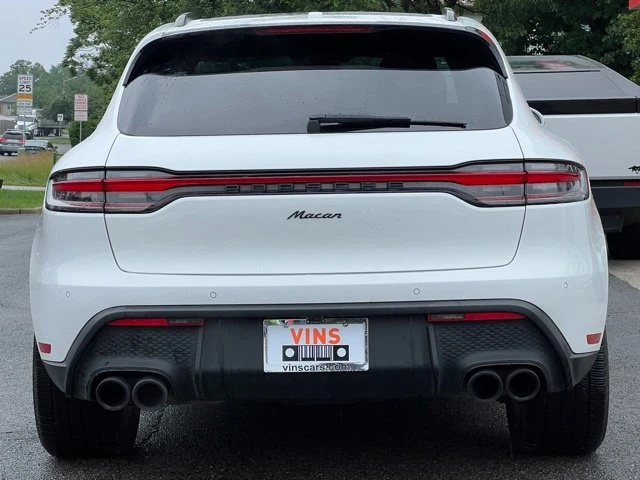 2022 Porsche Macan - Image 8 of 15