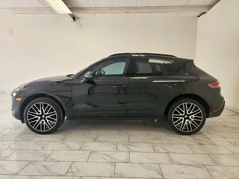 2022 Porsche Macan