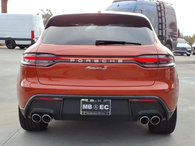 2022 Porsche Macan - Image 12 of 14