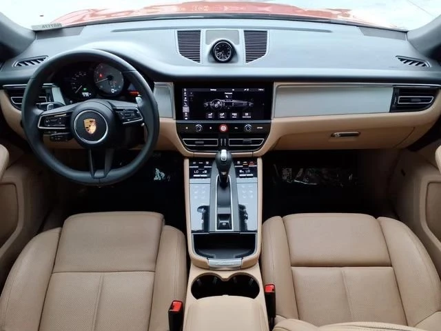 2022 Porsche Macan - Image 8 of 14