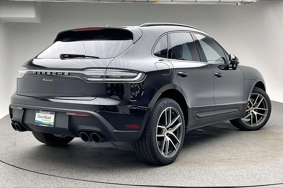2022 Porsche Macan - Image 6 of 20
