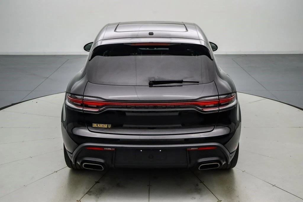2022 Porsche Macan - Image 6 of 21