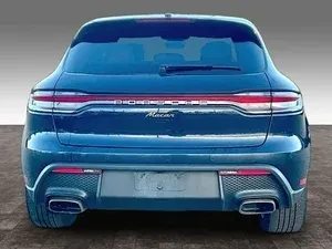 2022 Porsche Macan - Image 6 of 14