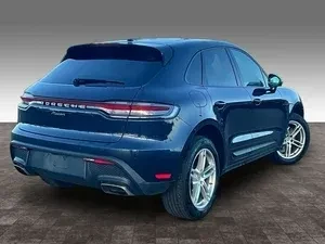 2022 Porsche Macan - Image 4 of 14