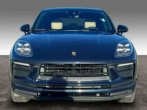 2022 Porsche Macan - Image 3 of 14