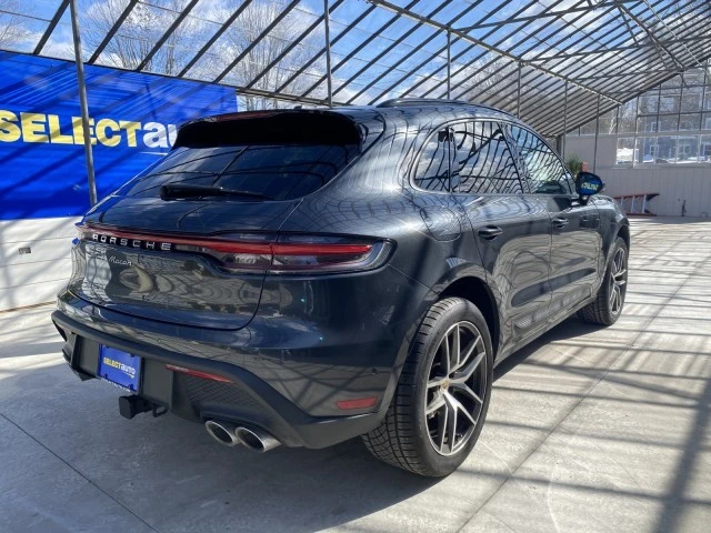 2022 Porsche Macan - Image 8 of 21