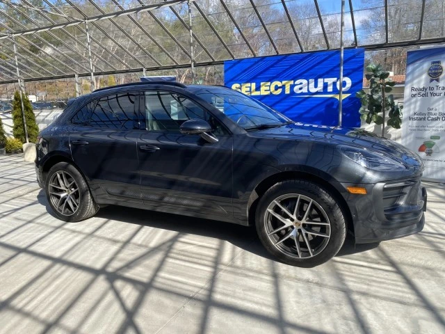 2022 Porsche Macan - Image 4 of 21