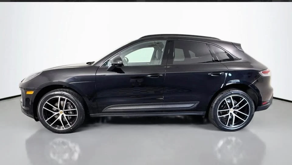 2022 Porsche Macan - Image 4 of 20