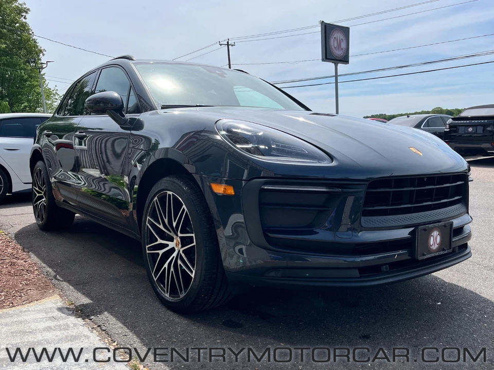 2022 Porsche Macan - Image 4 of 31