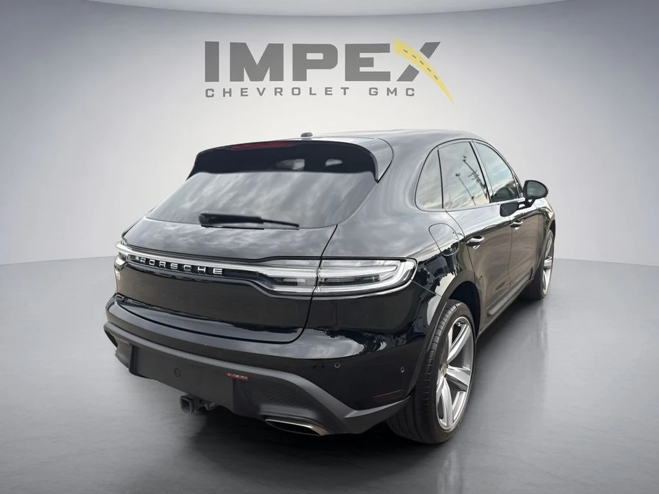 2022 Porsche Macan - Image 6 of 31