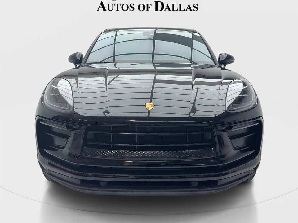 2022 Porsche Macan - Image 5 of 31