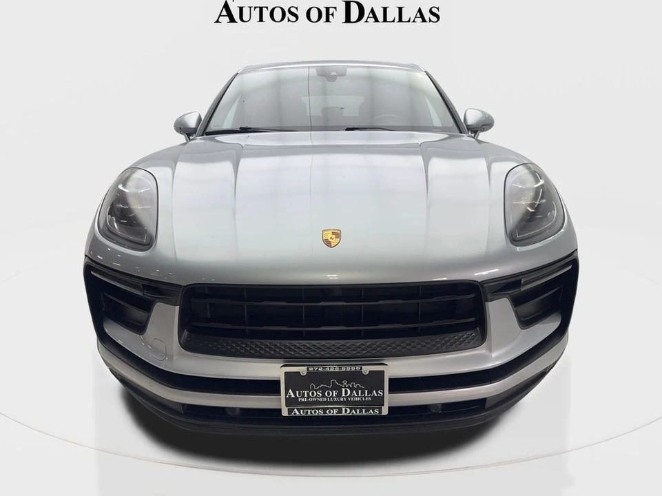 2022 Porsche Macan - Image 3 of 12