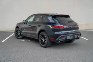 2022 Porsche Macan - Image 3 of 4