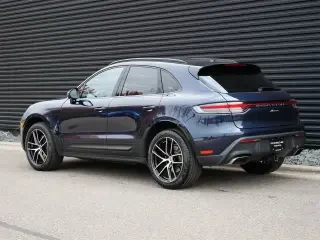 2022 Porsche Macan - Image 3 of 4
