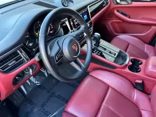 2022 Porsche Macan - Image 4 of 4
